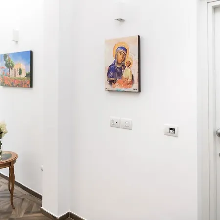 Relais Del Corso Bed & Breakfast 4*