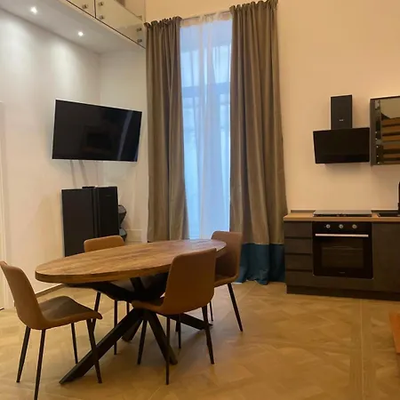 Bed & Breakfast Relais Del Corso 4*