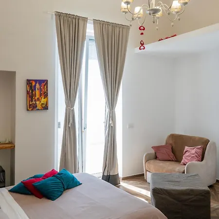 Relais Del Corso Bed & Breakfast