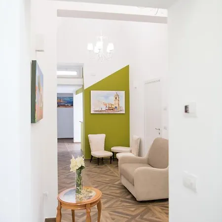 Relais Del Corso Couette-café Manfredoine