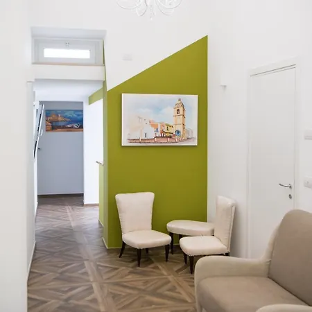 Relais Del Corso Couette-café 4*
